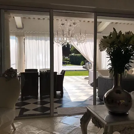 Deluxe Villa Rocazur 公寓